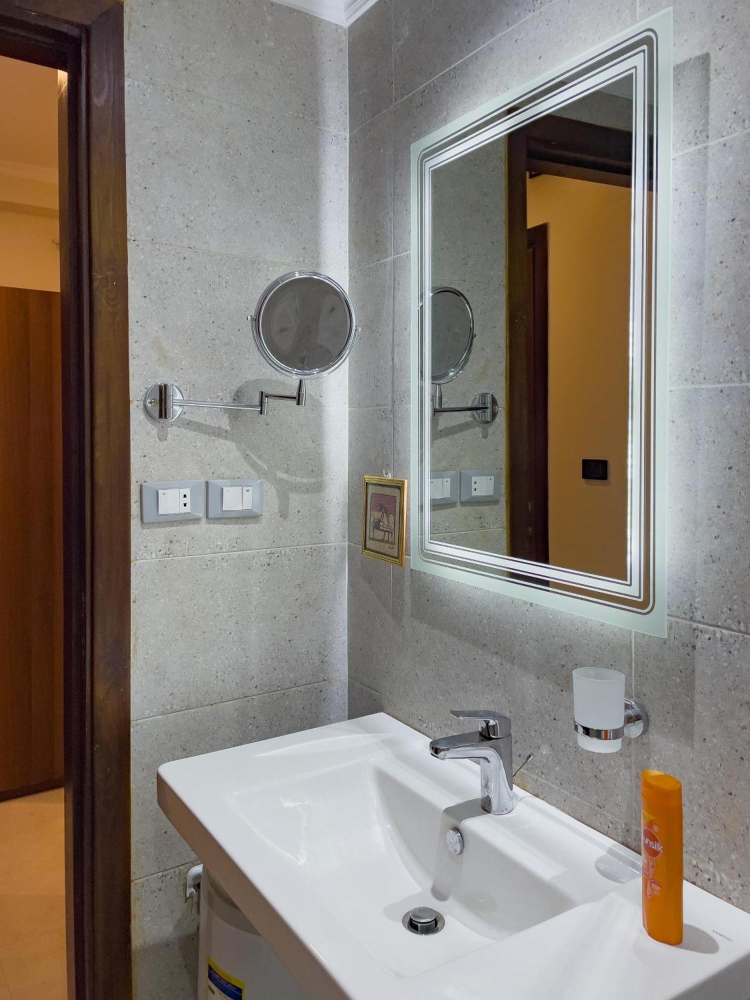 King Khufu Pyramids View Hotel Kafret el-Gabal Cameră foto
